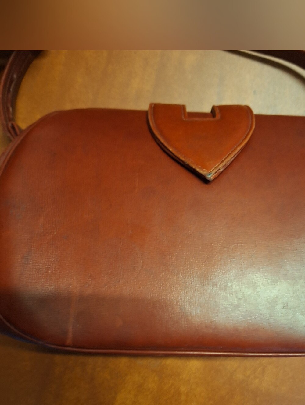 Small Vintage Red Genuine Leather Handbag Snap Closure - Picture 9 of 10